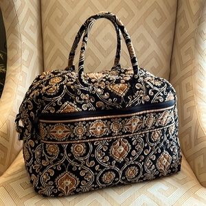 Vera Bradley Medium Weekender Bag Tote
